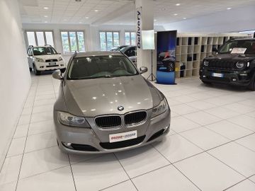 BMW 320 - 11