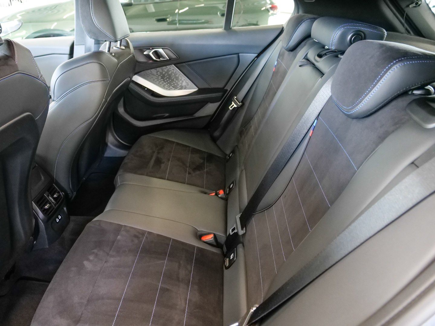 BMW 120 - Bild 11