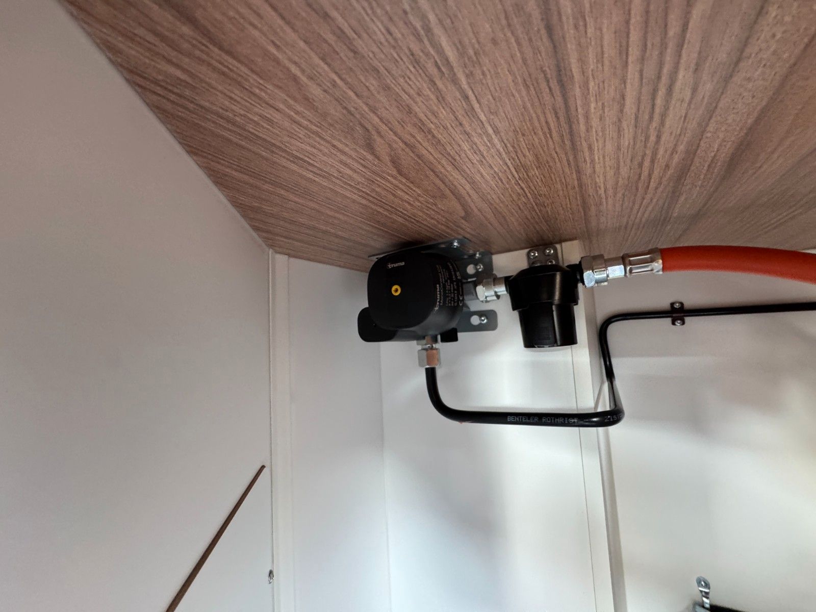 Fahrzeugabbildung Weinsberg CaraBus 600ME Edition Fire, Aufstelldach,Navi
