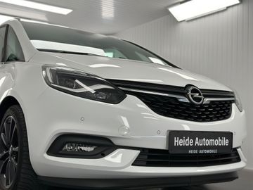 Opel Zafira Tourer - 4
