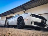 Dodge Challenger 5.7 R/T PLUS WIDE BODY*LED*LEDER*TÜV - Dodge Challenger in Duisburg