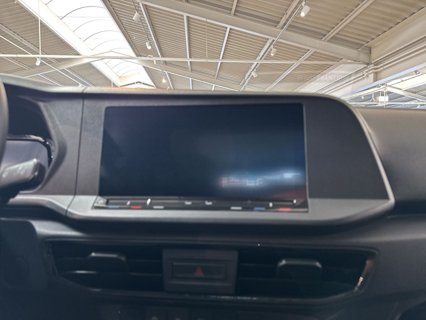 Fahrzeugabbildung Ford Transit Connect Langer Radstand L2 Kastenwagen
