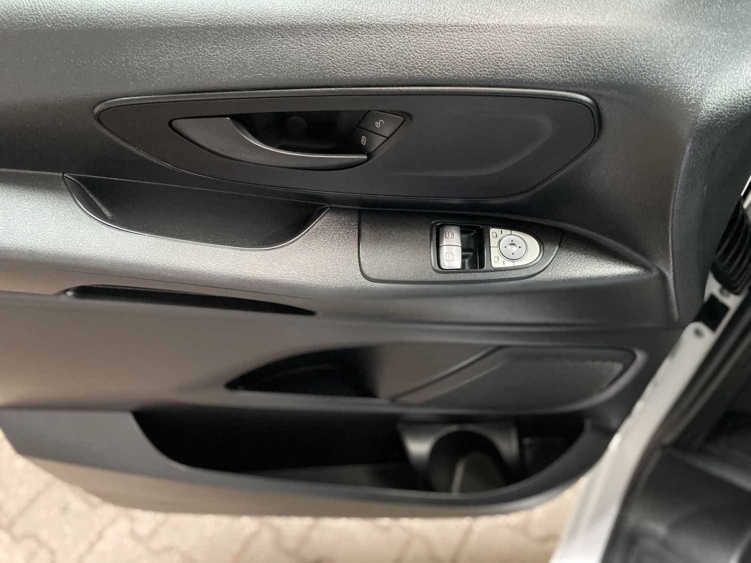 Fahrzeugabbildung Mercedes-Benz Vito Kasten 114 CDI 4x4 lang #Kamera#Tempomat#Kl
