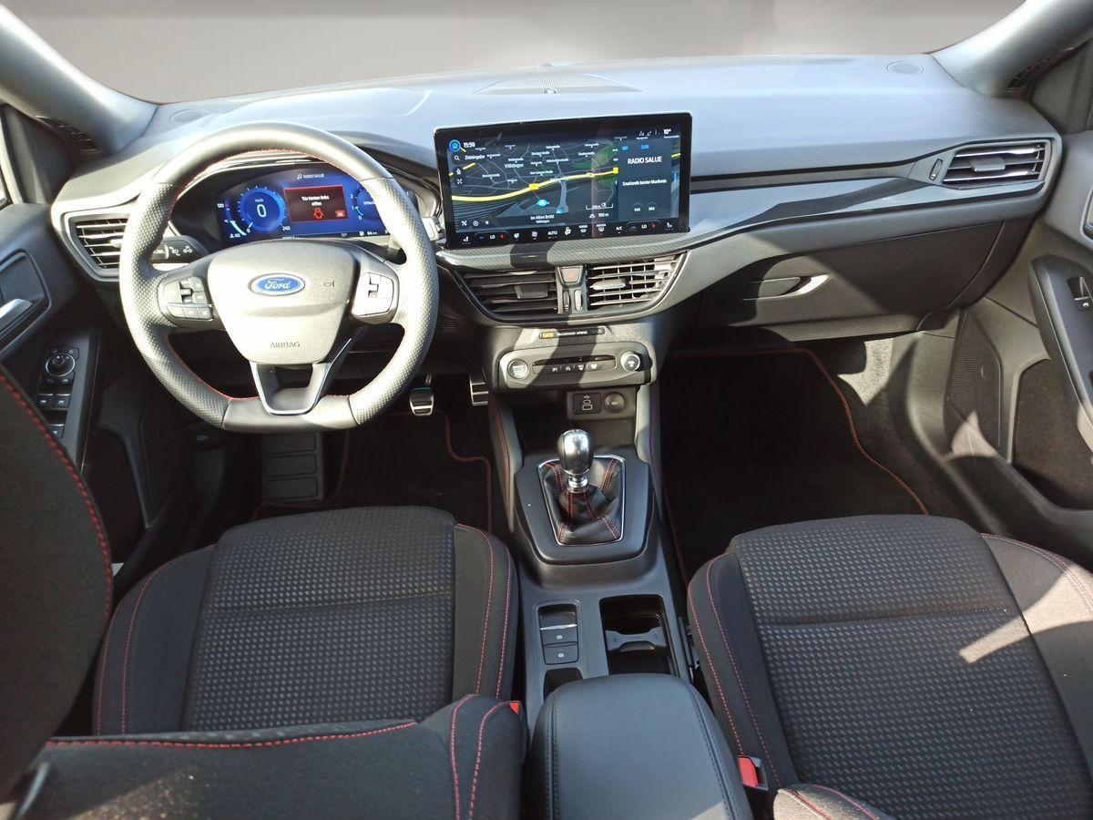 Ford Focus ST-Line X 1.0L / Sport-Design / B&O / LED
