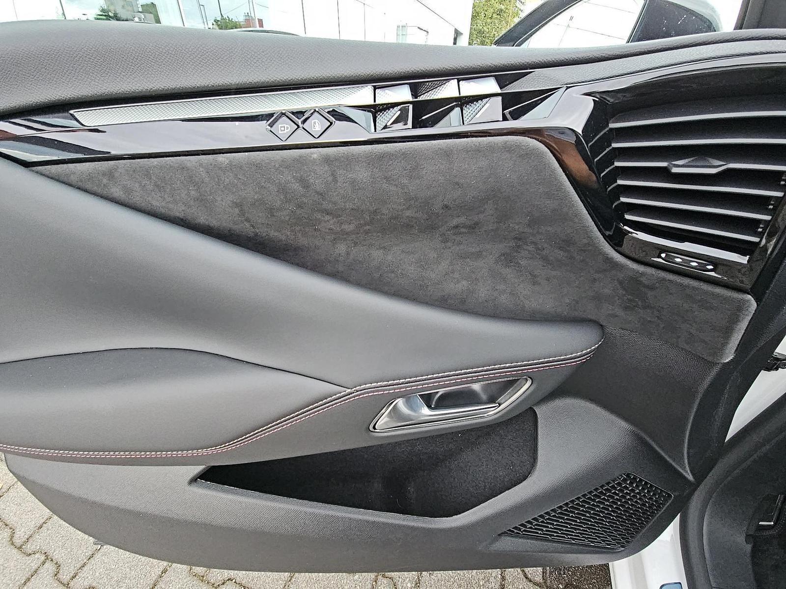 DS Automobiles DS4 Performance Line+NAVI+PDC+ACC+LED+USB+360°+