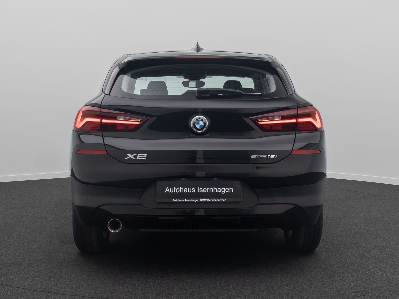Fahrzeugabbildung BMW X2 sD18i GeschwindigReg ParkAss DAB Navi Lordos