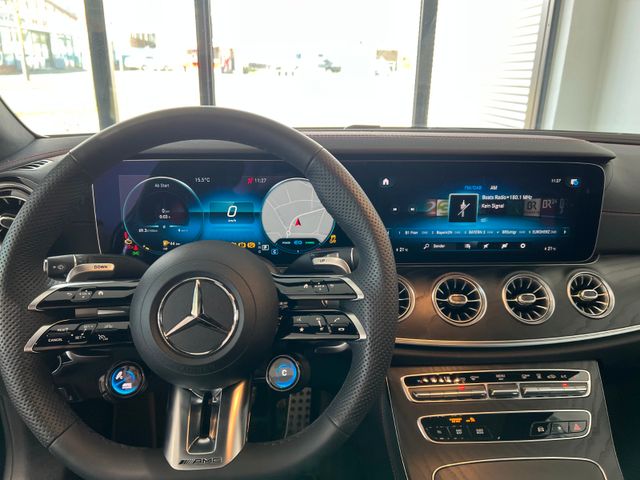 Fahrzeugabbildung Mercedes-Benz E 53 AMG 4M Coupe /Burmester/Sthzg/Pano/Head-up