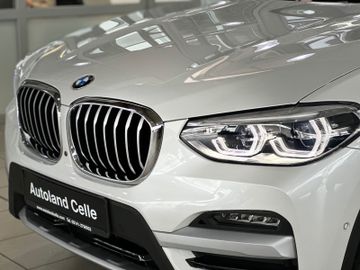 Fahrzeugabbildung BMW X3 xD30d xLine Komfort 360°HUD ACC Panorama HiFi