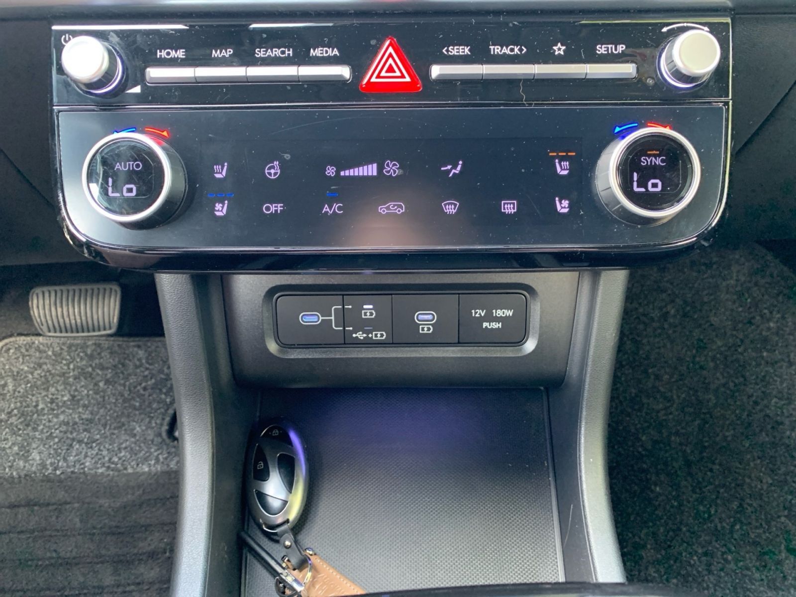 Fahrzeugabbildung Hyundai TUCSON 1.6 CRDI 7-DCT Prime Mild-Hybrid 4WD Assi