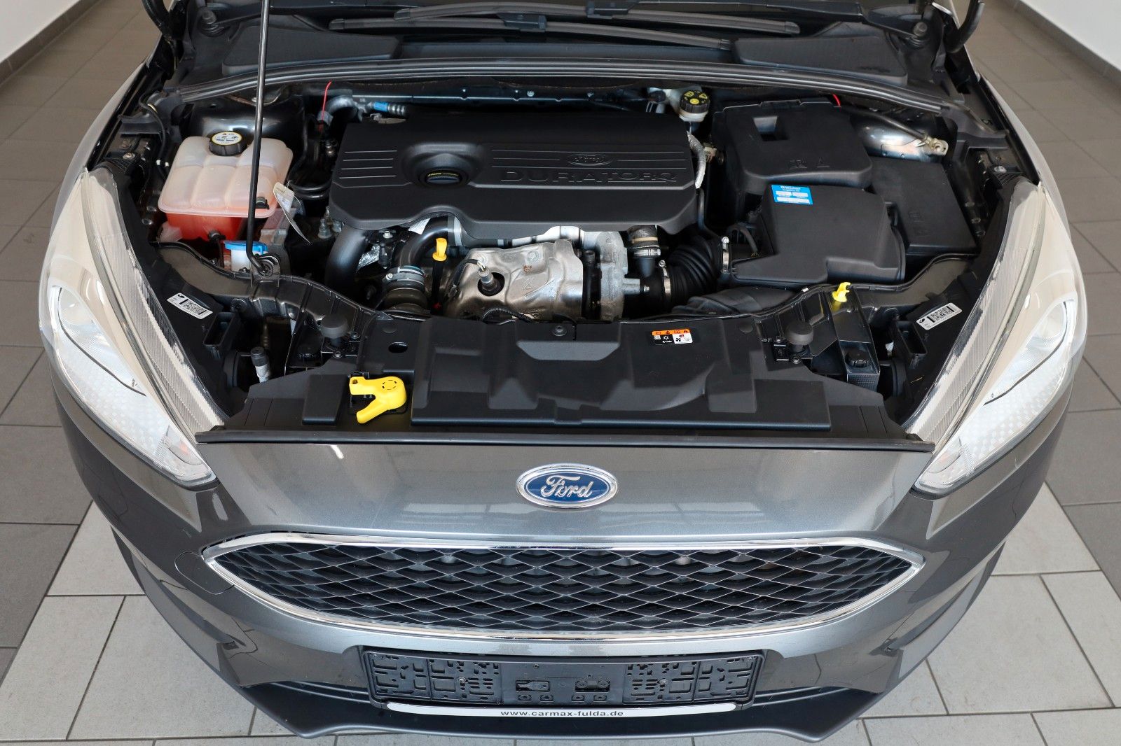Fahrzeugabbildung Ford Focus Lim. Business,Tempomat,PDC,Navi,SH,SR+WR