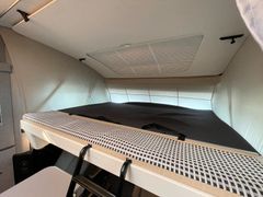 Adria Supersonic 780 DC |  Queensbett |