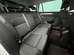 SKODA Superb Combi 2.0 / AHK / CARPLAY / LED / MEMORY SKODA Superb Combi 2.0 / AHK / CARPLAY / LED / MEMORY