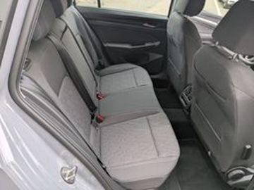 Volkswagen Golf VIII Variant 1.5 TSI Life 110 kW LED NAVI A