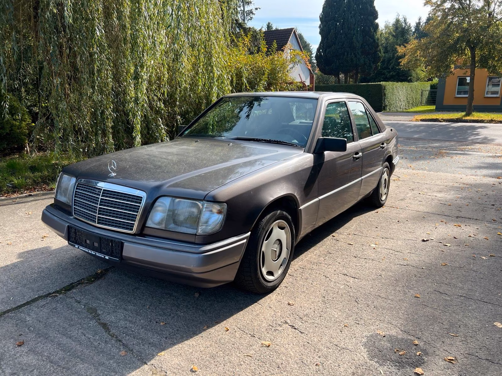 Mercedes-Benz E 200