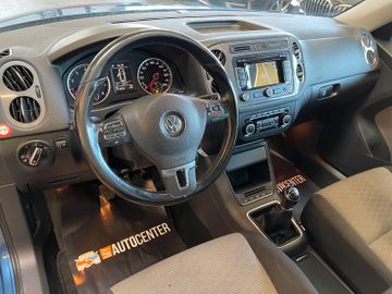 Volkswagen Tiguan  *1.HAND*PANO*BI-XENON*SHZ*TEMP*NAVI*