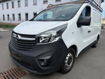 Opel Vivaro - 1
