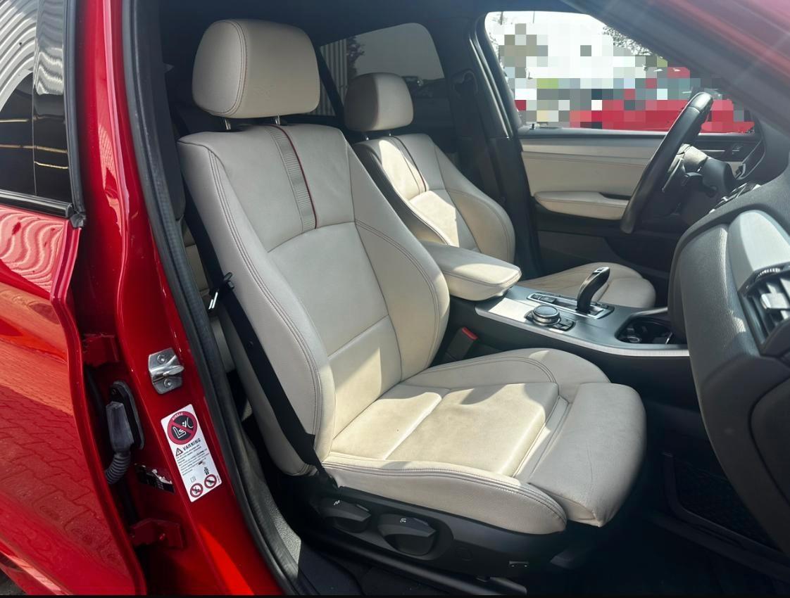 BMW X4 xDrive20i M Sport 184 ch BVA 4x4 / Cuir / Caméra de recul / Bi-Xénon / Attelage pivotant
