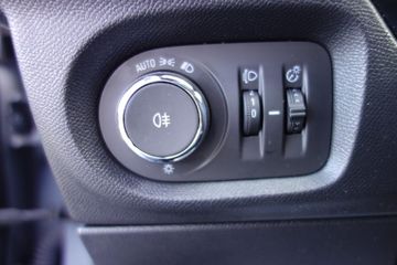 Bild 11 Opel Corsa F GS