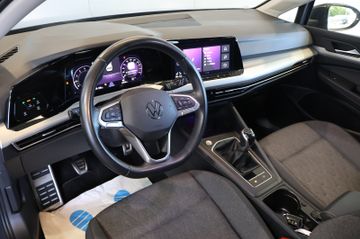 Volkswagen Golf VIII 1.0 TSI Move AID+CARPLAY+LED+AMBIENT