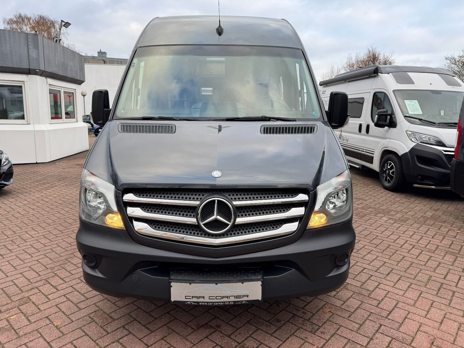 Fahrzeugabbildung La Strada REGENT S MERCEDES SPRINTER 7G-TRONIC SOLAR 1HAND