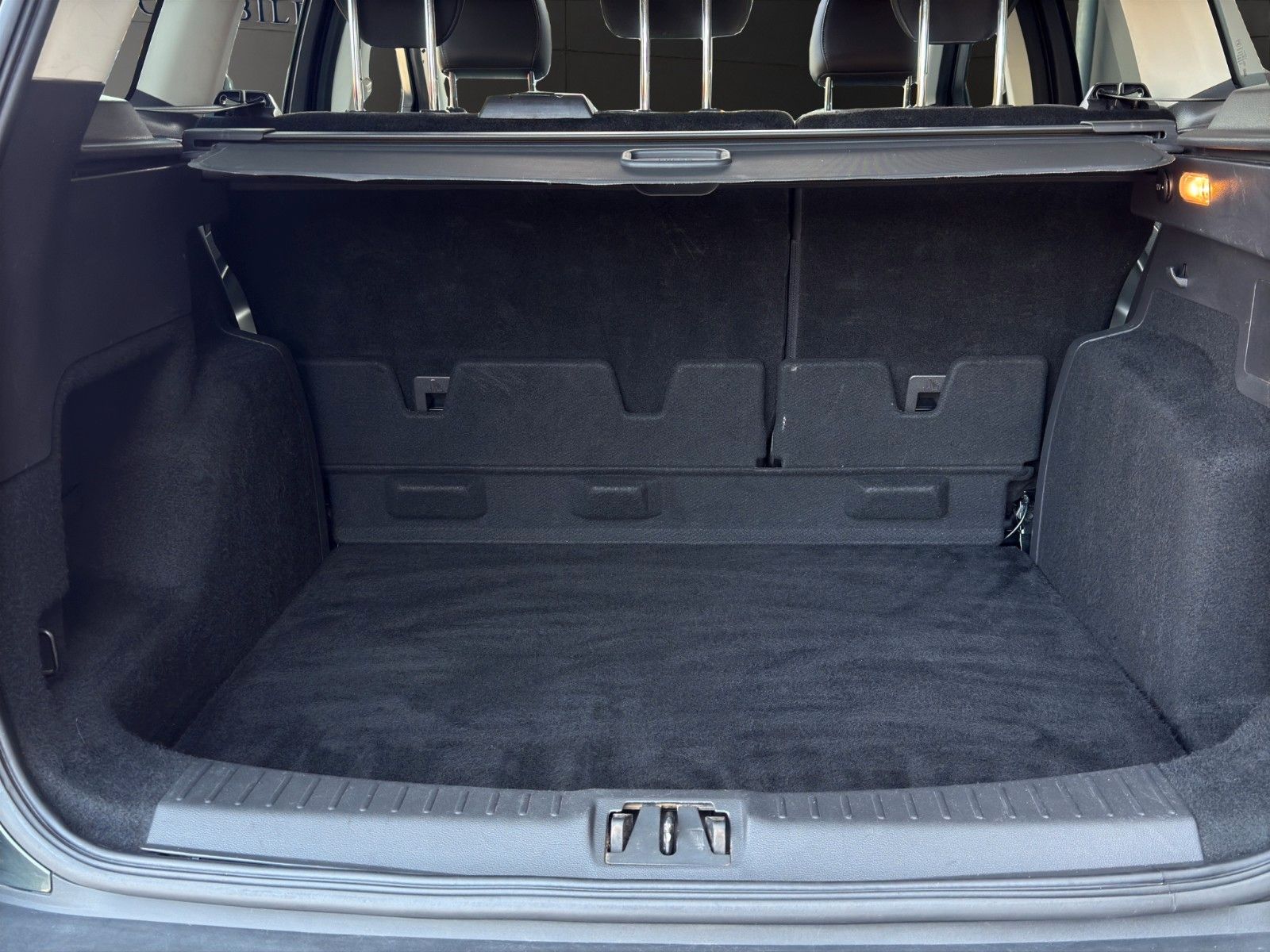 Fahrzeugabbildung Ford Kuga Titanium*Bhz-Lenkrad*RFK*ACC*Pano*Bi-Xenon*