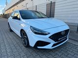 Hyundai i30 Fastback N Line PANO/RFK/ACC/NAVI - Hyundai i30 Fastback N Line Gebrauchtwagen
