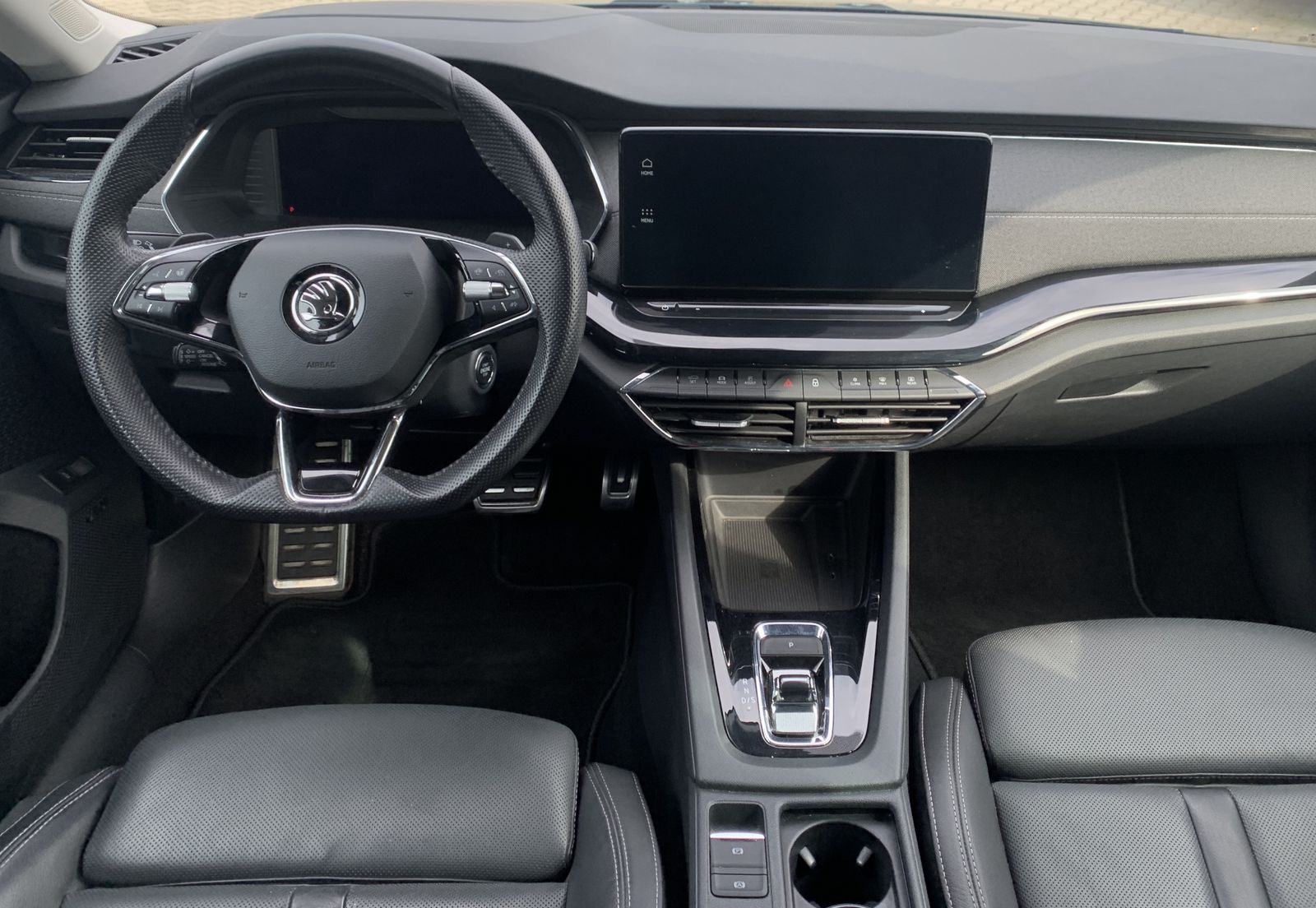 Fahrzeugabbildung SKODA Octavia 2.0 TDI*First Edition*Leder*Matrix-Beam*