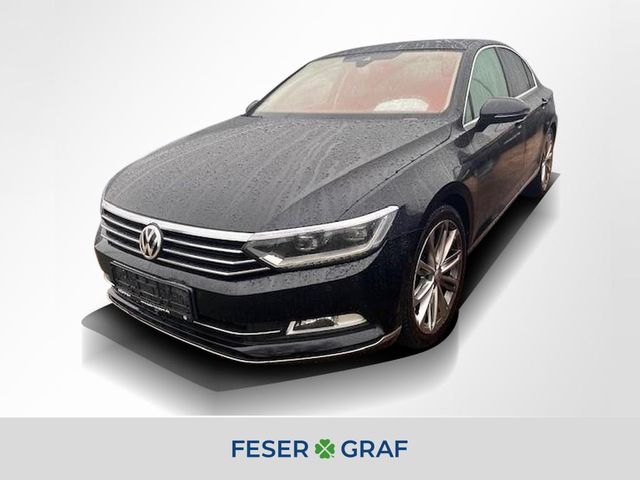 Volkswagen Passat 2.0TDI R-Line DSG/LED/AHK/ACC/DCC/Standhz