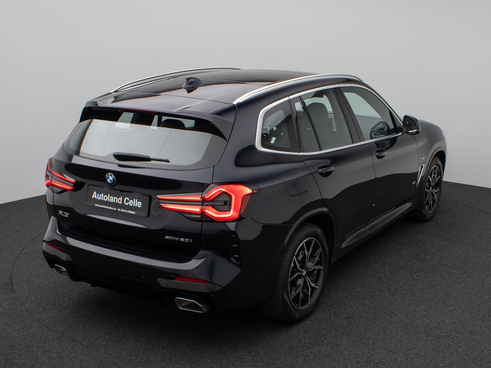 Fahrzeugabbildung BMW X3 xD20i M Sport Panorama Kamera HiFi DAB 19Zoll