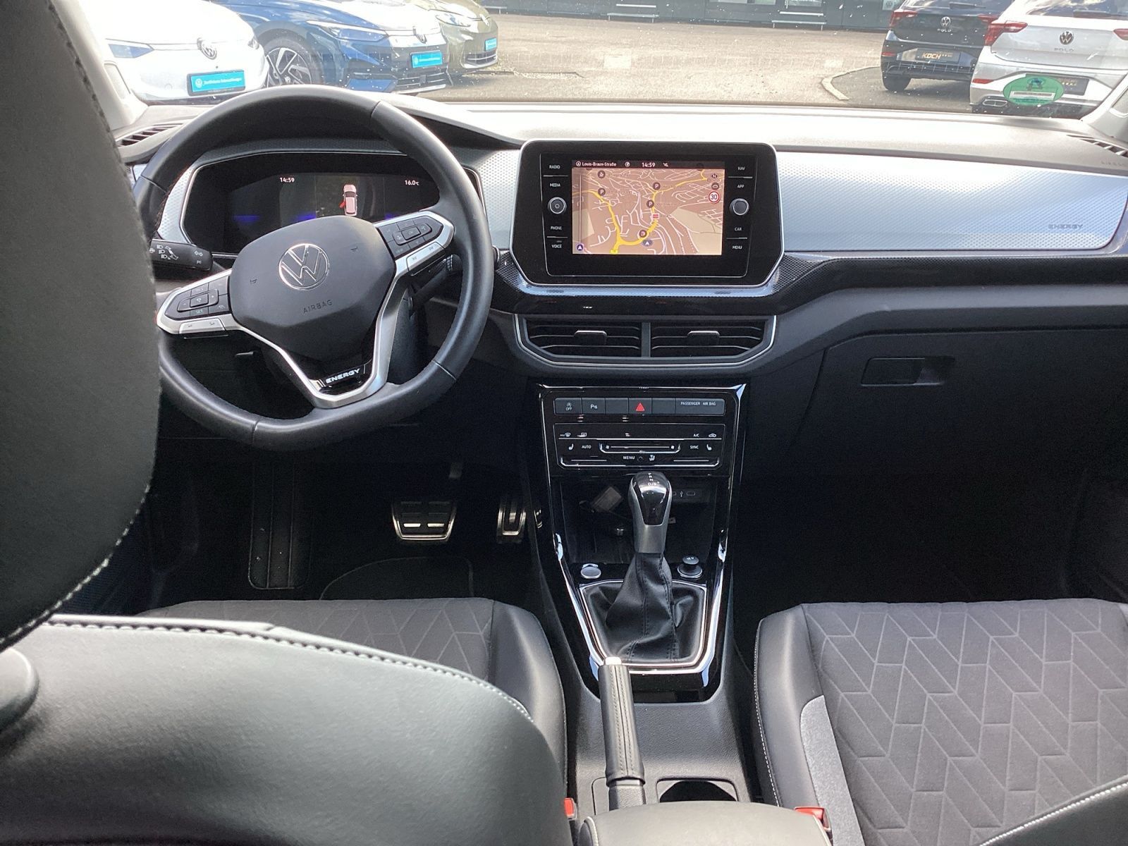 Volkswagen T-Cross - Bild 11