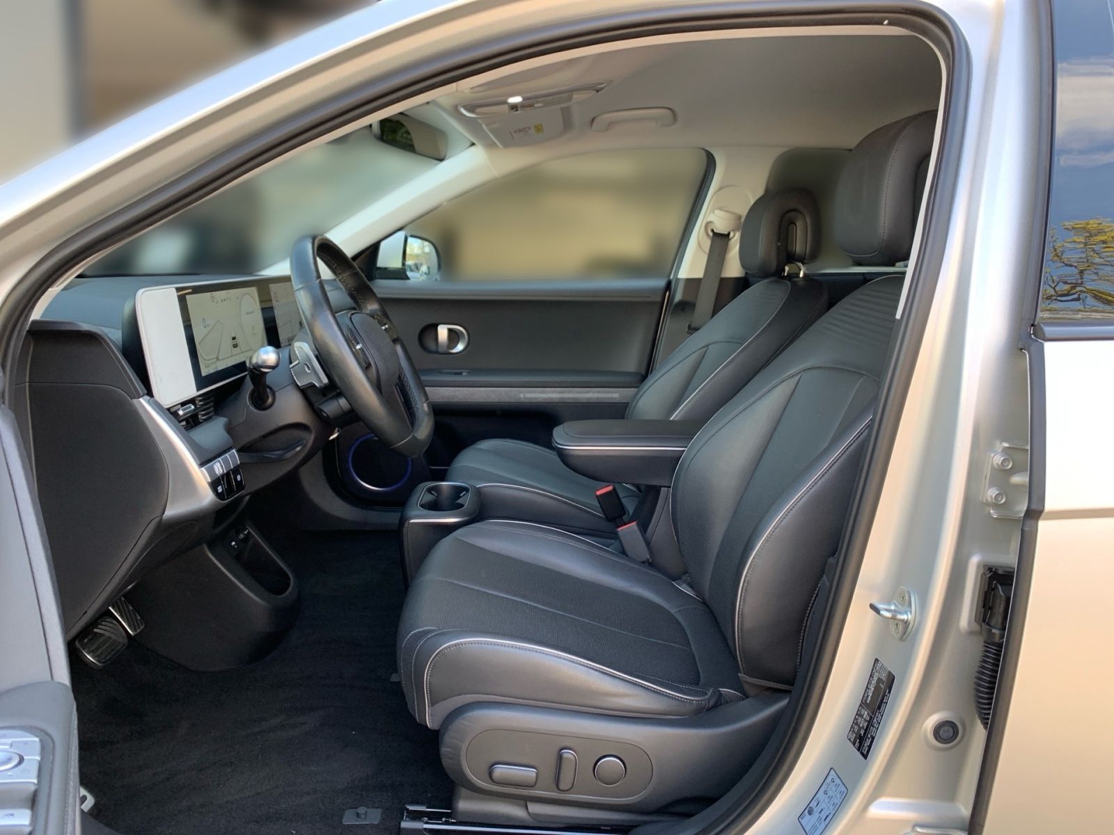 Fahrzeugabbildung Hyundai IONIQ 5 Uniq 4WD 72,6 kWh 1Hd