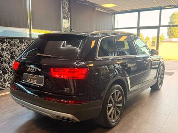 Audi Q7 - 6