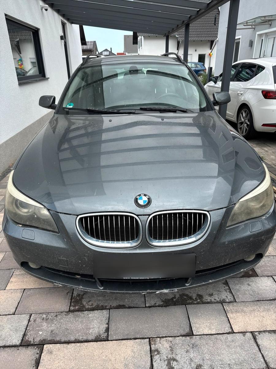 BMW 525