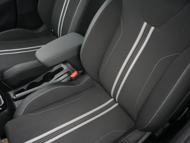 Corsa F FACELIFT GS+LED LICHT+RÜCKFAHRKAMERA+SIT