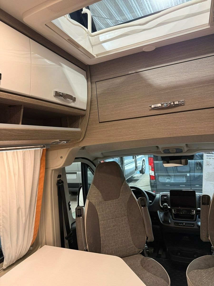Fahrzeugabbildung Pössl Roadcruiser Revolution Citroen 180 PS PremiumLED