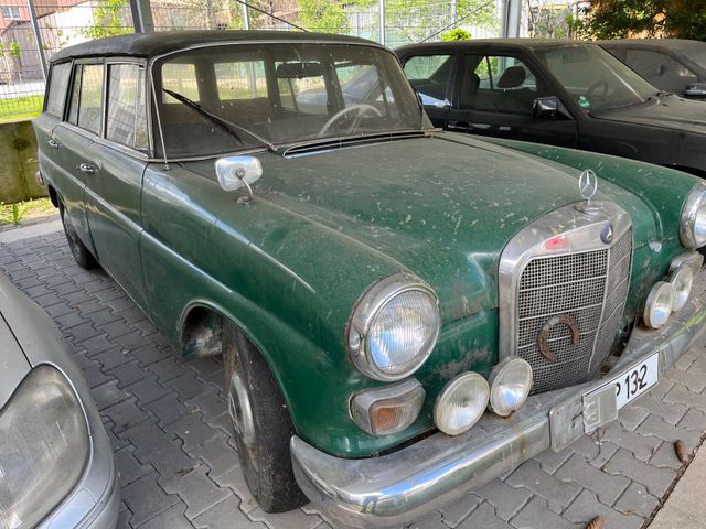 Mercedes-Benz 200 Diesel Universal Oldtimer