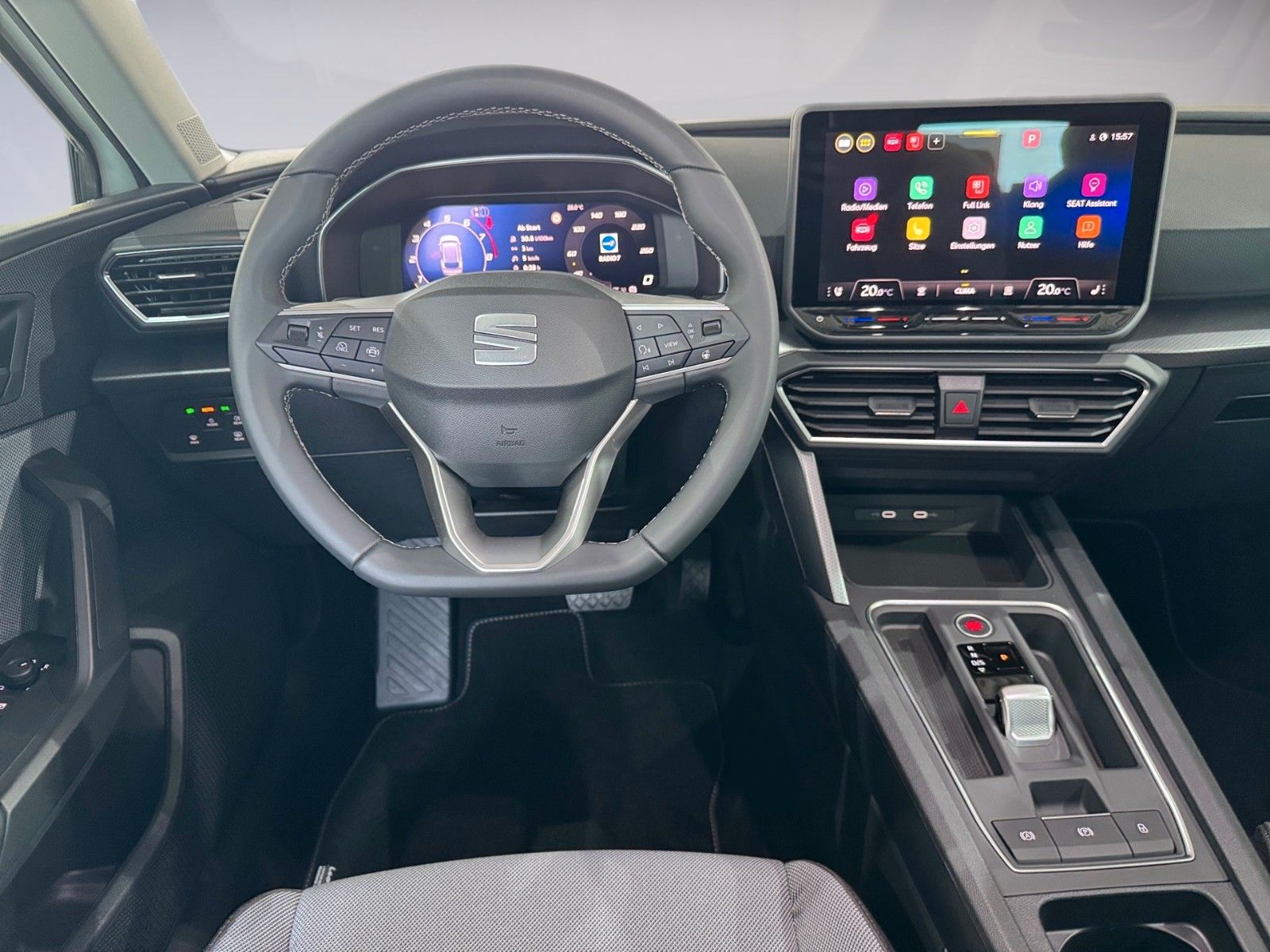 Fahrzeugabbildung SEAT Leon Sportstourer 1.5 eTSI 110 kW Style