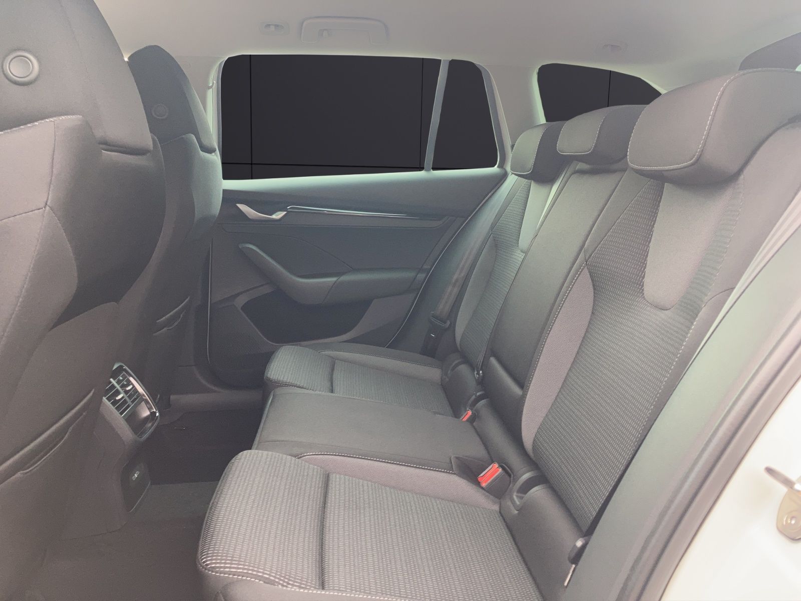 Fahrzeugabbildung SKODA Octavia Combi 2.0 TDI Selection