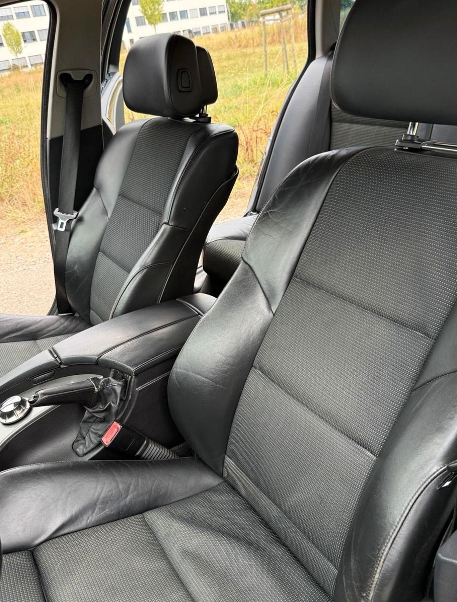 BMW 525 2005 — photo 14