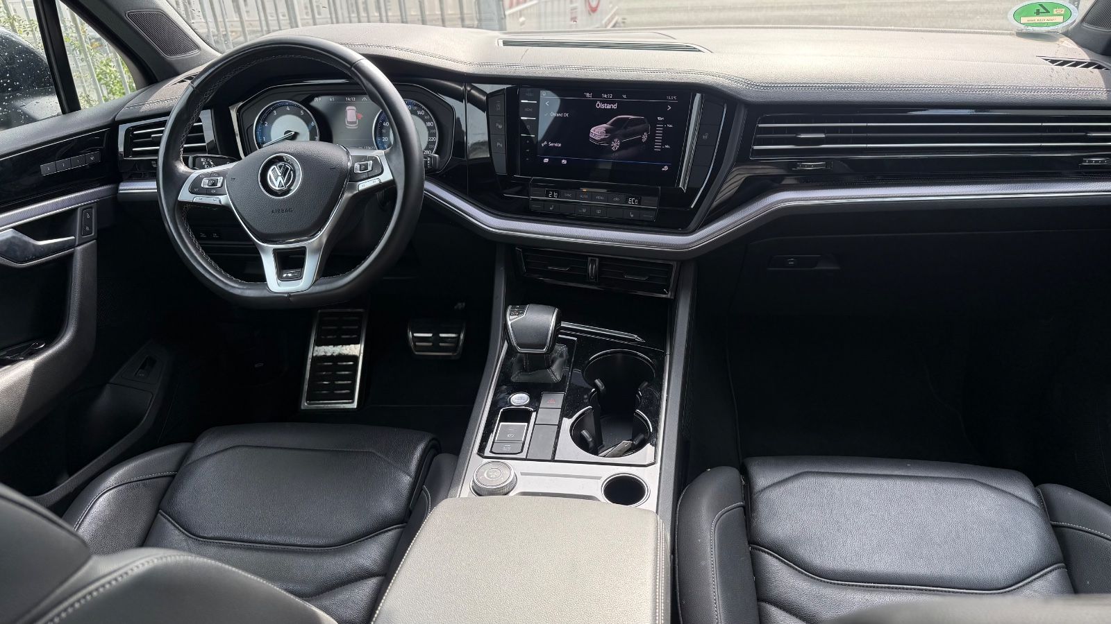 Fahrzeugabbildung Volkswagen Touareg R-Line 4Motion