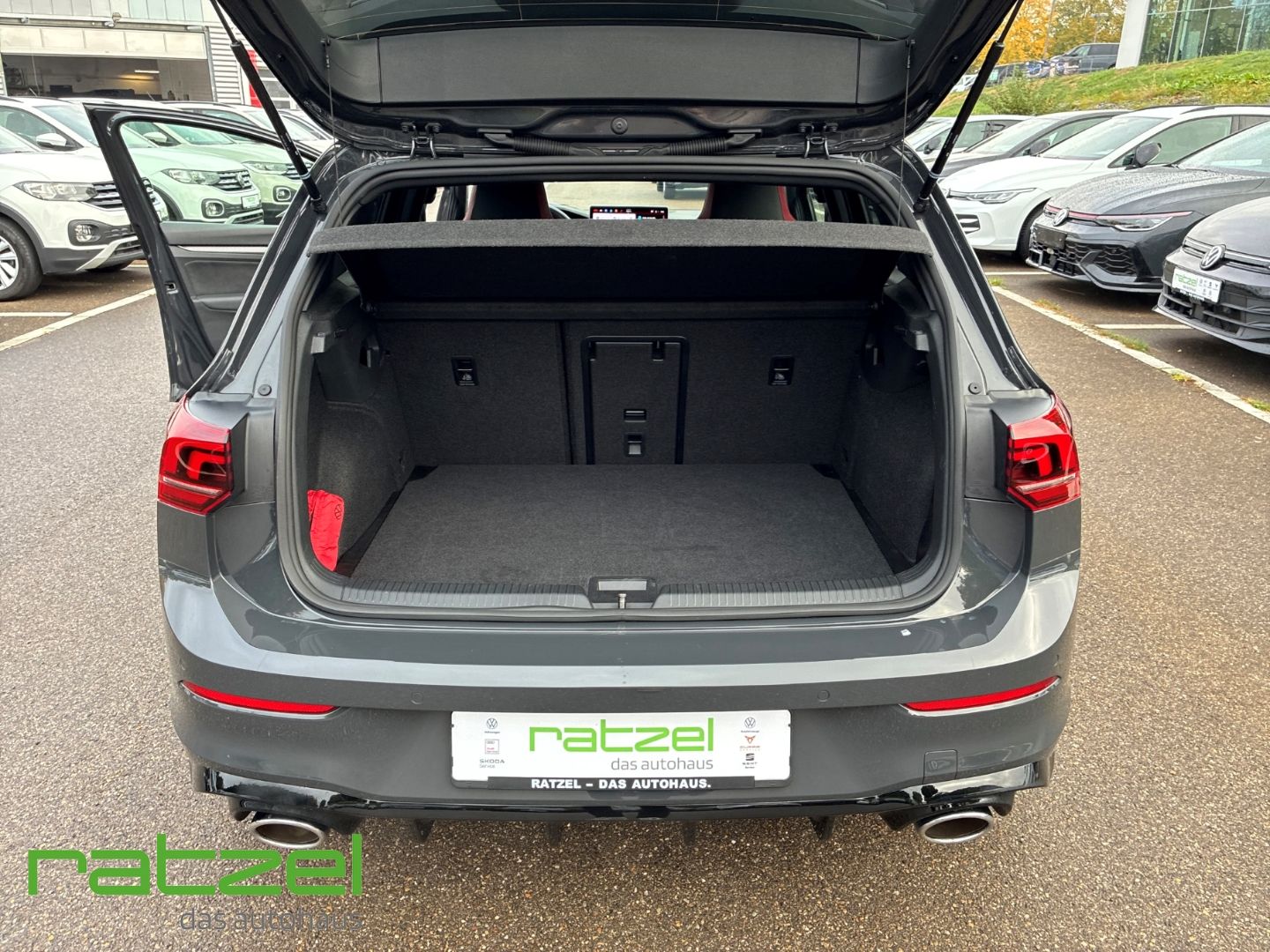 Fahrzeugabbildung Volkswagen Golf Clubsport VIII 2,0 TSI Navi ACC Apple CarPl