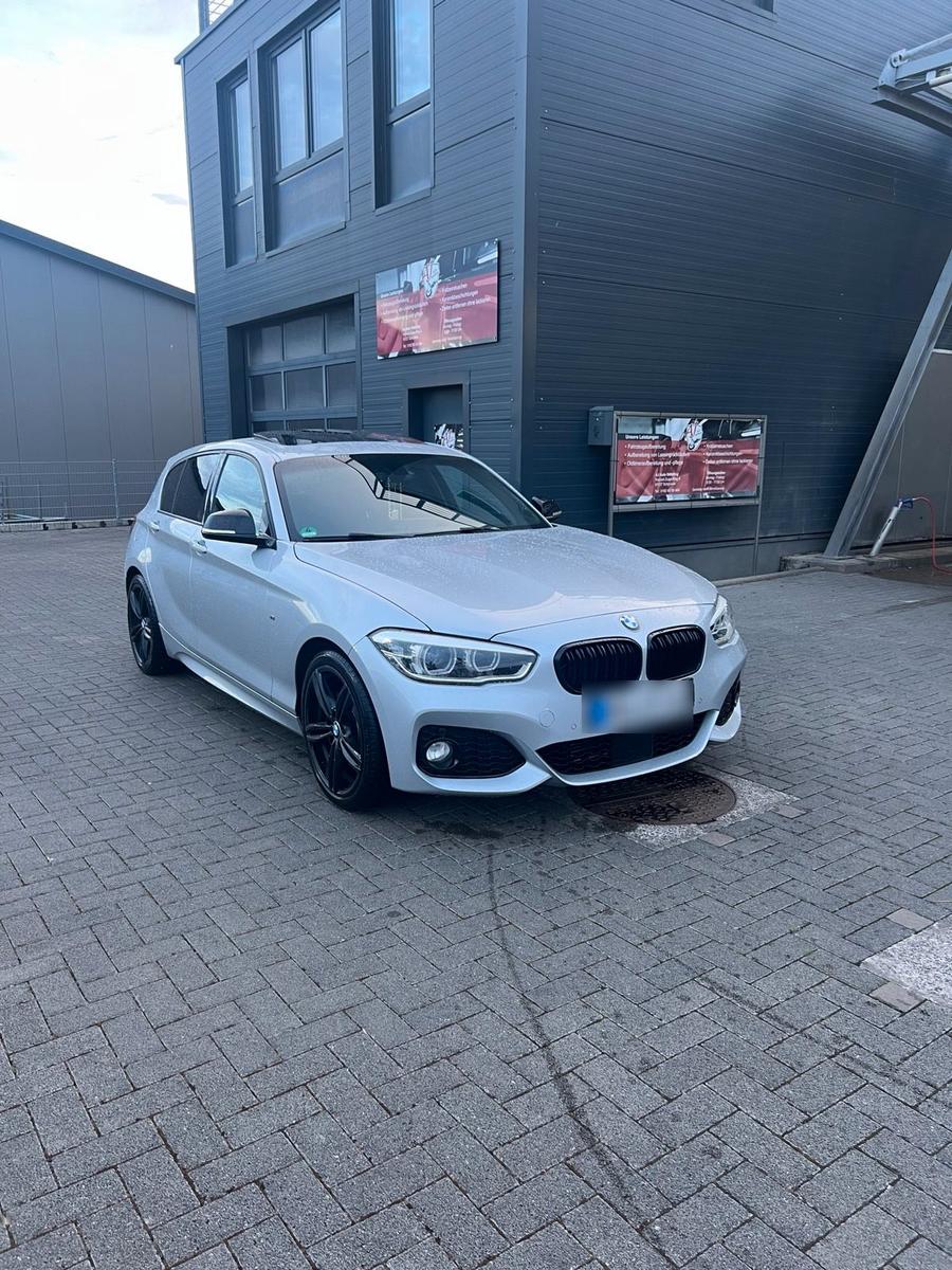 BMW 120