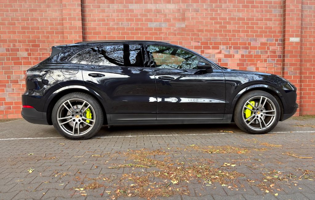 PORSCHE Cayenne 2022