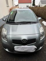 Toyota Yaris 1,3-l-VVT-i Executive  - Toyota Yaris Executive mit Benzin-Antrieb