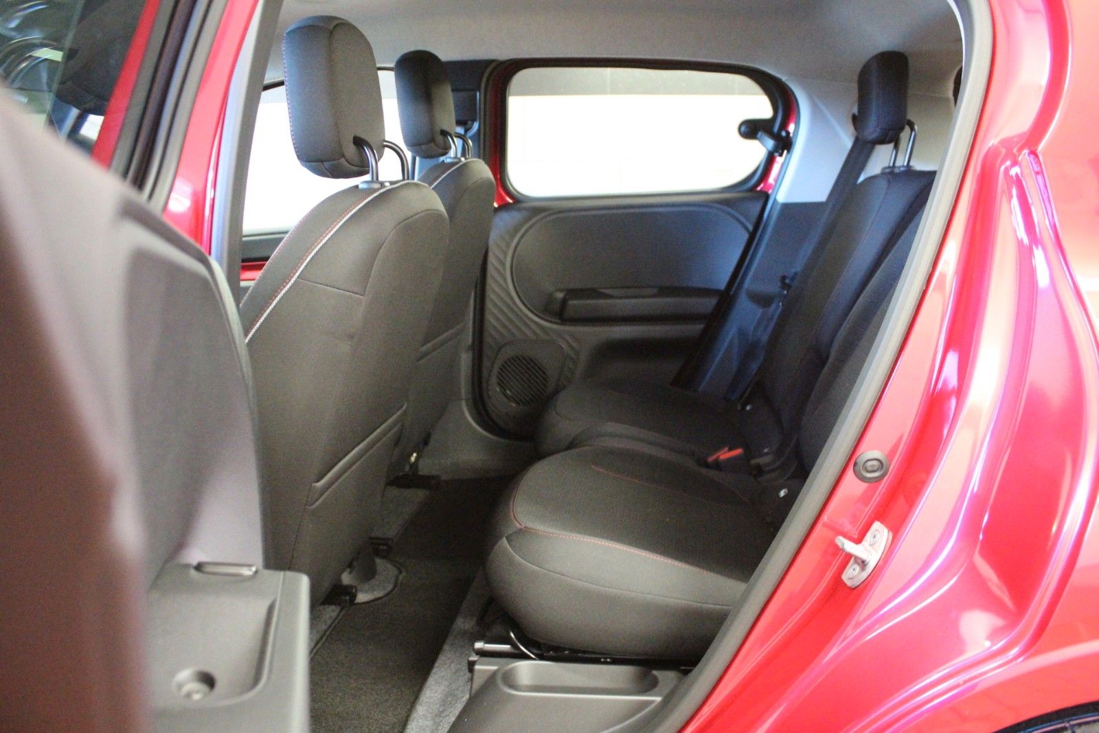 Fahrzeugabbildung Renault Twingo E-Tech 80 Urban Range *Techno*Sitzheizung