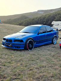 BMW 320 - 3