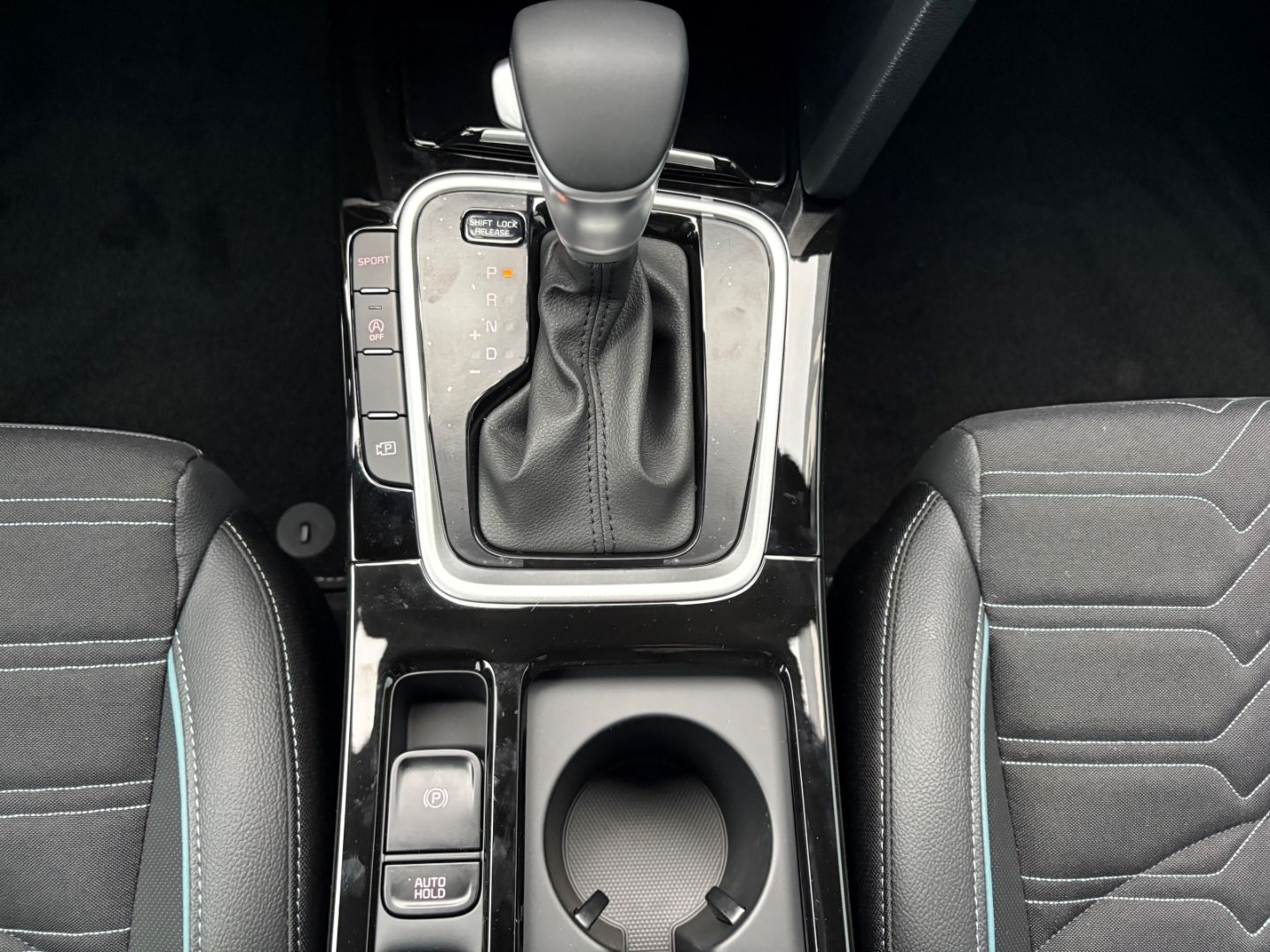 Fahrzeugabbildung Kia XCeed Nightline Edition Navi Leder LED ACC Apple