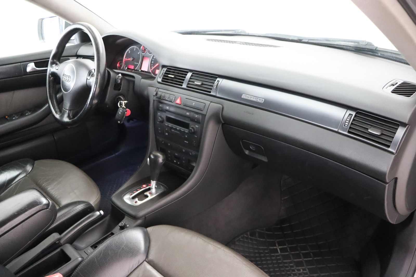 Fahrzeugabbildung Audi A6 Allroad 2.5 TDI quattro Tiptronic * Xenon