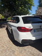 BMW M550d B&W, Softclose, StHzg, 4SHZ, Pano, TAUSCH - weiße BMW M550