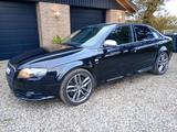 Audi S4 Lim. 4.2 quattro - gebrauchte Audi S4 aus dem Jahr 2005
